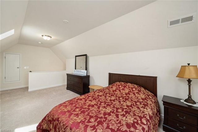 2526 Redwood Hill Court, Kernersville, NC 27284