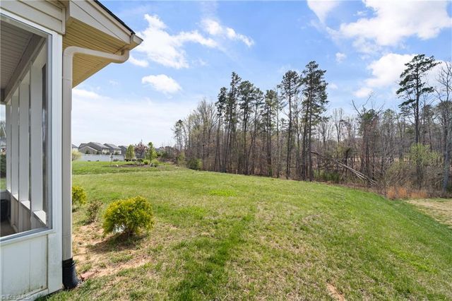 2526 Redwood Hill Court, Kernersville, NC 27284