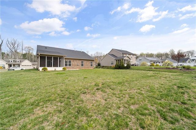 2526 Redwood Hill Court, Kernersville, NC 27284