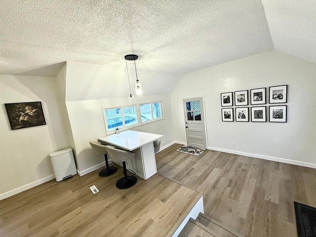 1224 Winnetka Avenue N, Golden Valley, MN 55427