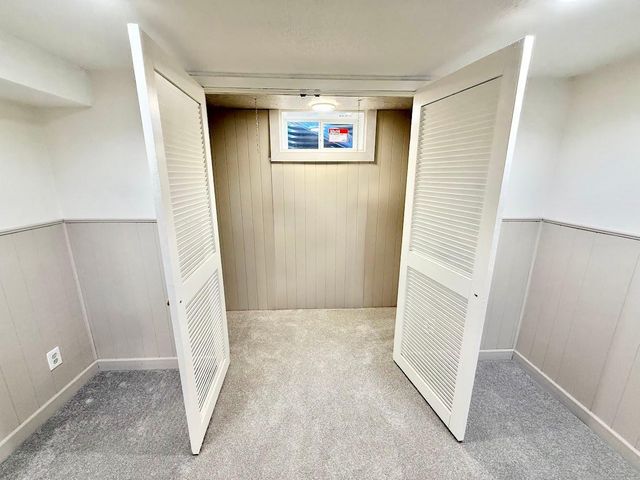 1224 Winnetka Avenue N, Golden Valley, MN 55427