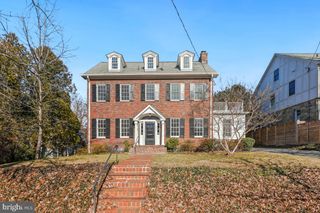 4615 DERUSSEY PKWY, Chevy Chase, MD 20815