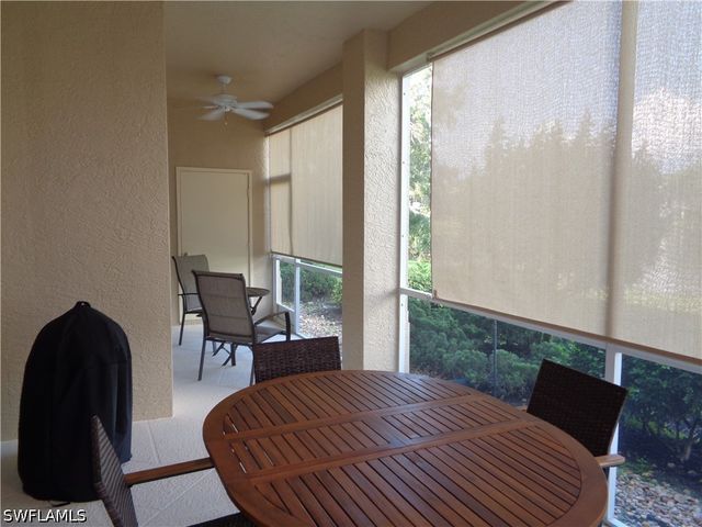 558 Vintage Reserve LN B, Naples, FL 34119