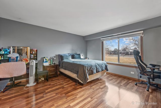 1354 N Sterling Avenue 103, Palatine, IL 60067