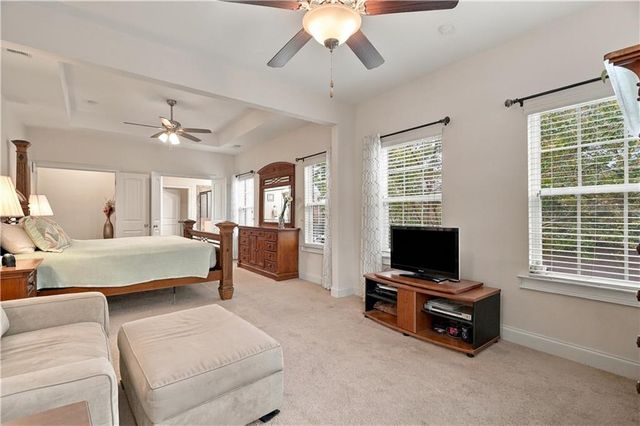 341 Villa Park Circle, Stone Mountain, GA 30087