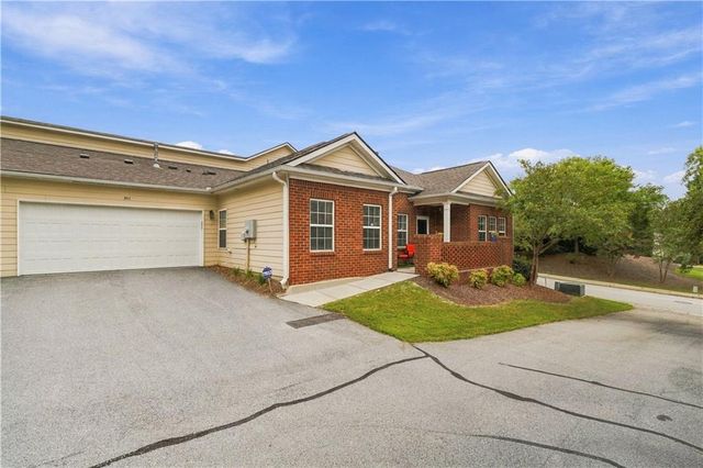341 Villa Park Circle, Stone Mountain, GA 30087