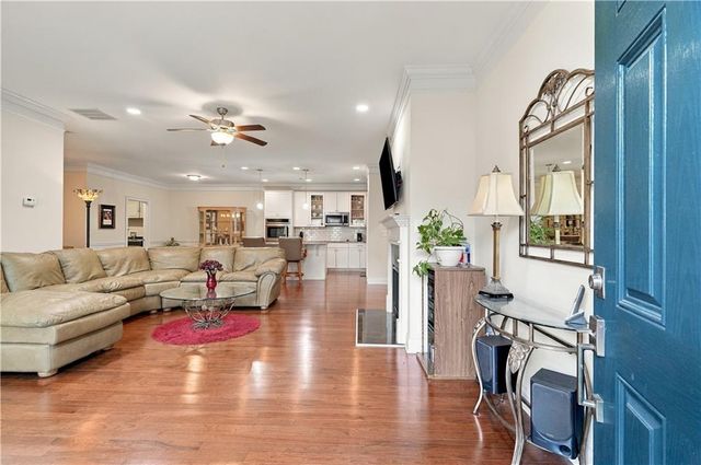 341 Villa Park Circle, Stone Mountain, GA 30087