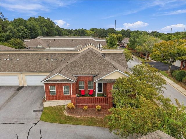 341 Villa Park Circle, Stone Mountain, GA 30087