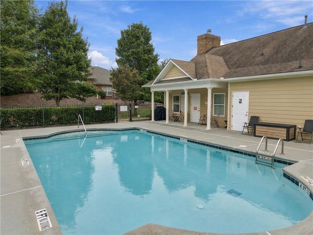 341 Villa Park Circle, Stone Mountain, GA 30087