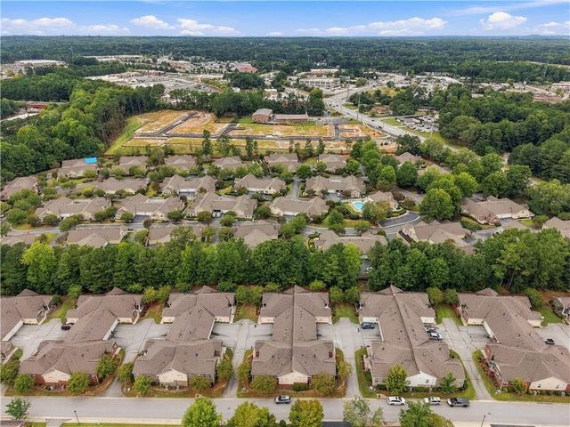 341 Villa Park Circle, Stone Mountain, GA 30087