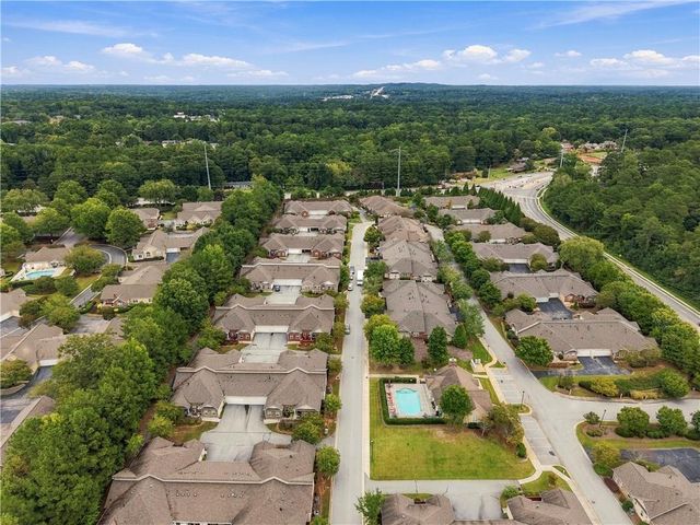 341 Villa Park Circle, Stone Mountain, GA 30087