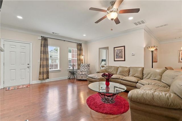 341 Villa Park Circle, Stone Mountain, GA 30087