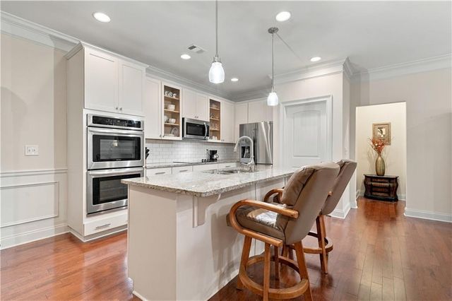 341 Villa Park Circle, Stone Mountain, GA 30087