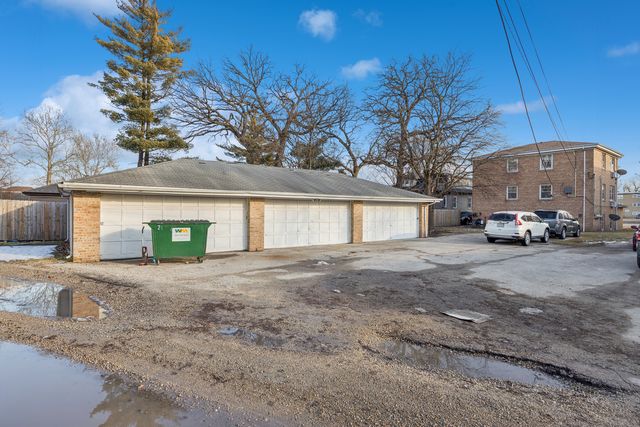 7330 39th Street, Lyons, IL 60534