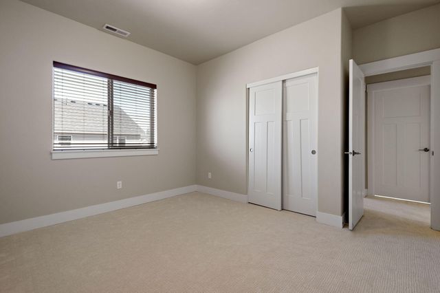 20510 SE Stanford Place, Bend, OR 97702