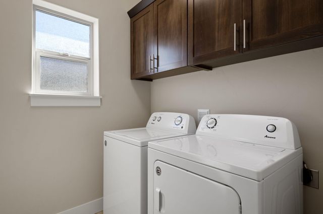 20510 SE Stanford Place, Bend, OR 97702