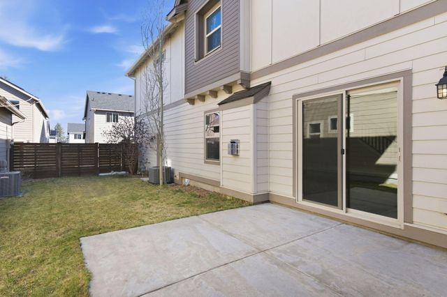 20510 SE Stanford Place, Bend, OR 97702