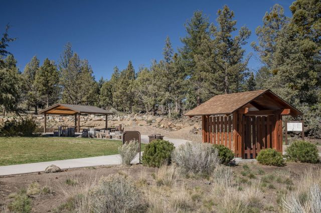 20510 SE Stanford Place, Bend, OR 97702