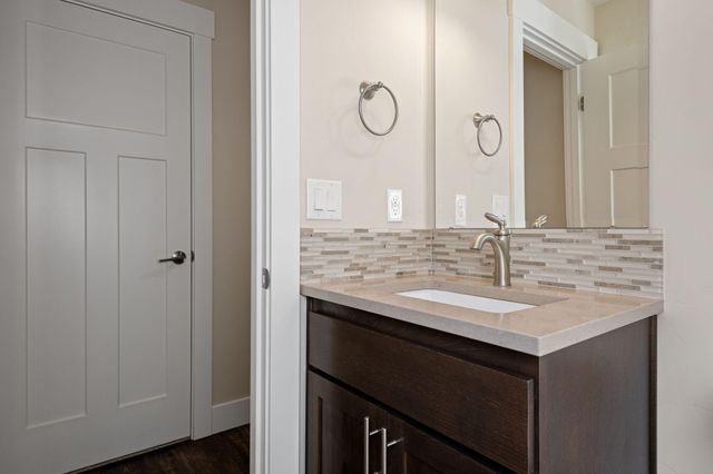 20510 SE Stanford Place, Bend, OR 97702