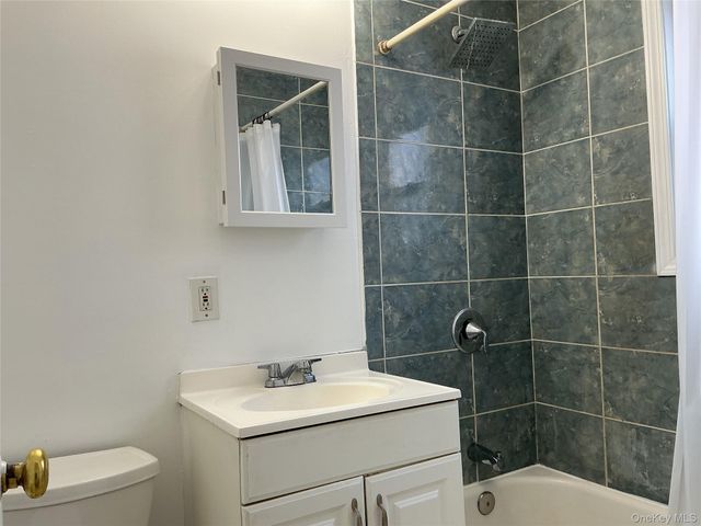 334 Doris Avenue, Franklin Square, NY 11010