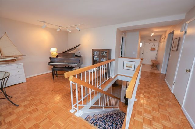 108 Cliffside Drive, South Bristol, NY 14424