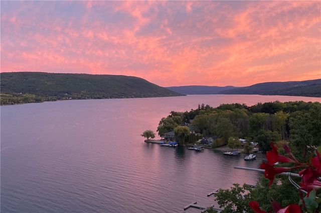 108 Cliffside Drive, South Bristol, NY 14424