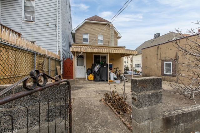 1029 E 19Th St, Paterson City, NJ 07501