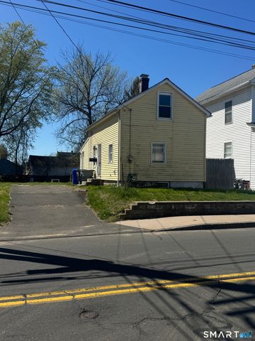 20 Alden Avenue, Enfield, CT 06082