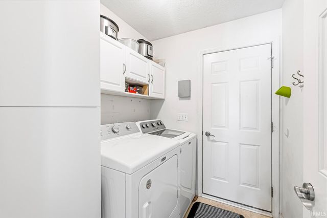 2334 Harwood Street, South Bend, IN 46614