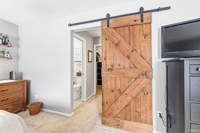 2334 Harwood Street, South Bend, IN 46614