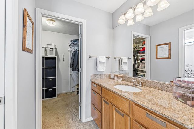 2334 Harwood Street, South Bend, IN 46614