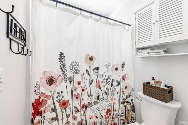 2334 Harwood Street, South Bend, IN 46614