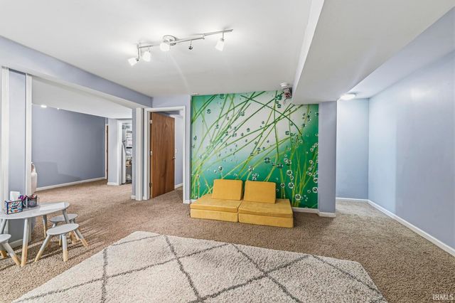 2334 Harwood Street, South Bend, IN 46614