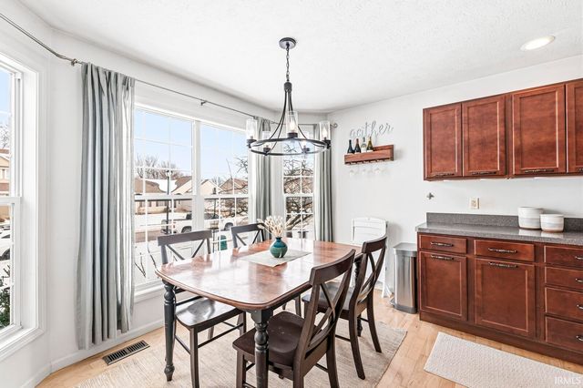 2334 Harwood Street, South Bend, IN 46614