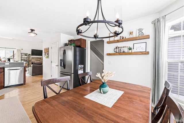 2334 Harwood Street, South Bend, IN 46614