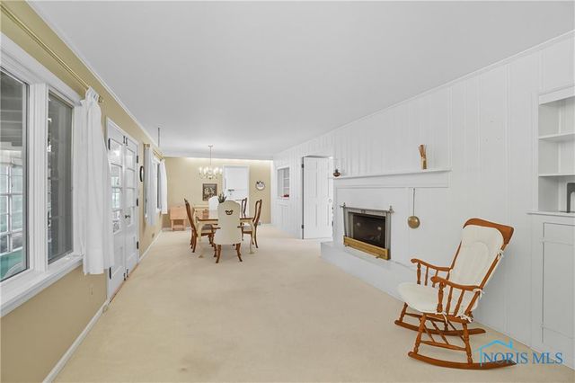 893 W Wooster Street, Bowling Green, OH 43402