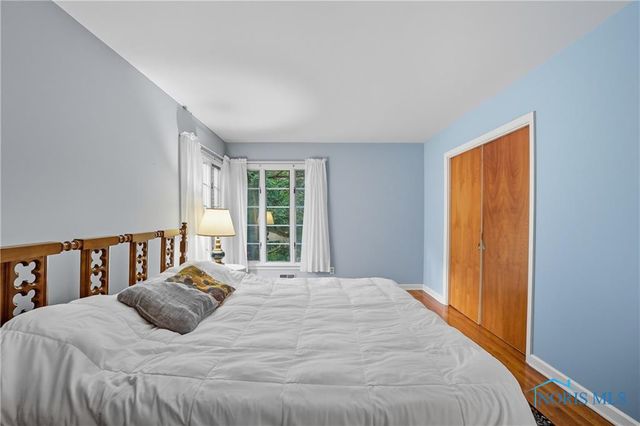 893 W Wooster Street, Bowling Green, OH 43402