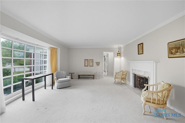 893 W Wooster Street, Bowling Green, OH 43402