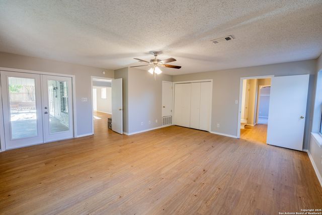 106 E Tanglewood, New Braunfels, TX 78130