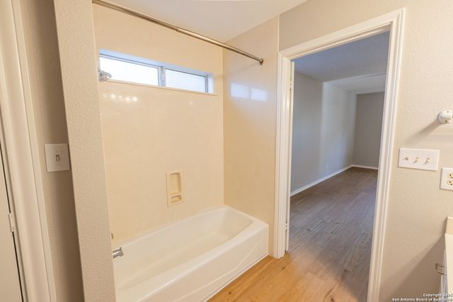 106 E Tanglewood, New Braunfels, TX 78130