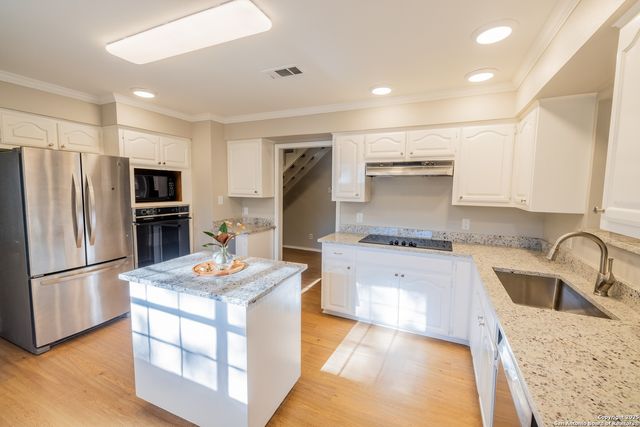 106 E Tanglewood, New Braunfels, TX 78130