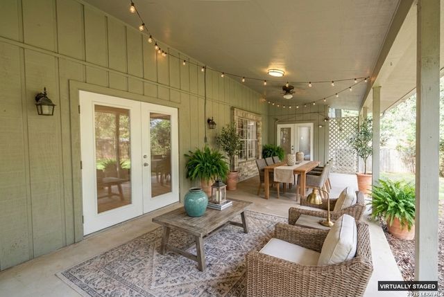 106 E Tanglewood, New Braunfels, TX 78130