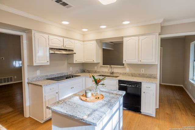 106 E Tanglewood, New Braunfels, TX 78130