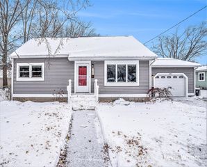 2385 Lincoln Street, Muskegon City, MI 49441