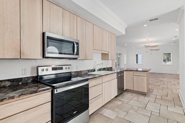 75 N Bishop Road, Santa Rosa Beach, FL 32459