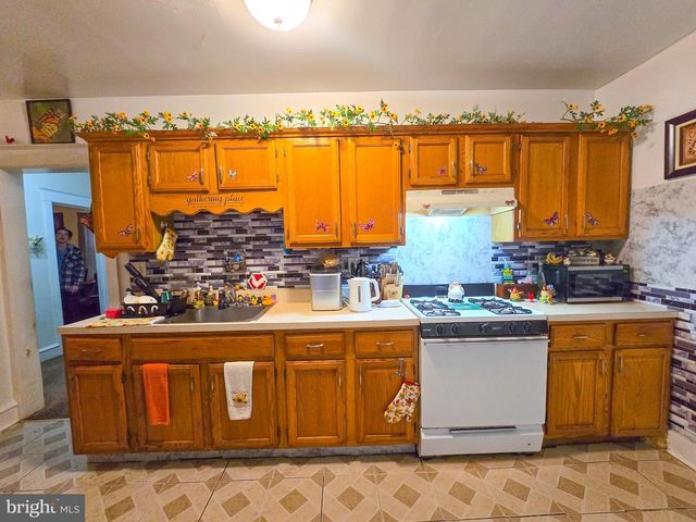 413 URBAN AVE, Norwood, PA 19074