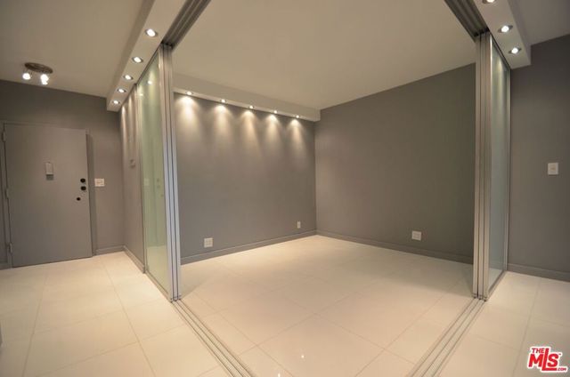 999 N DOHENY Drive 511, West Hollywood, CA 90069