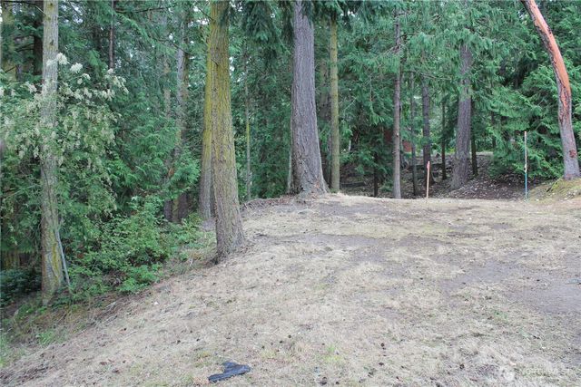 85 Quinault Loop, Port Townsend, WA 98368