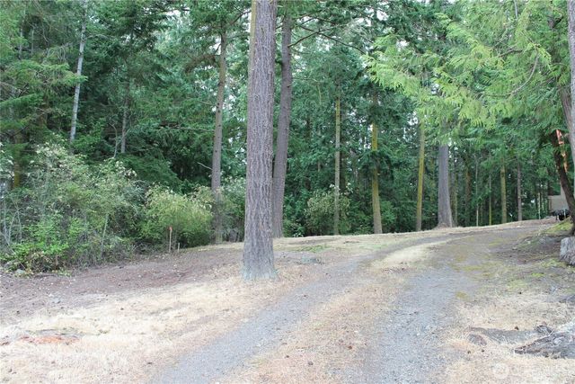 85 Quinault Loop, Port Townsend, WA 98368