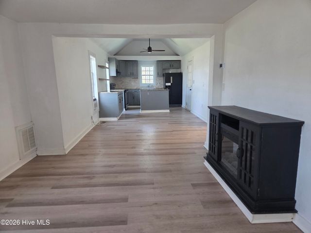 424 Louise Street, Winfall, NC 27985